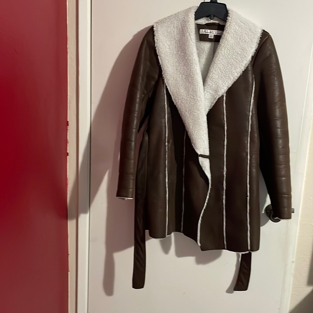 Kenneth Cole women’s brown coat. Size M